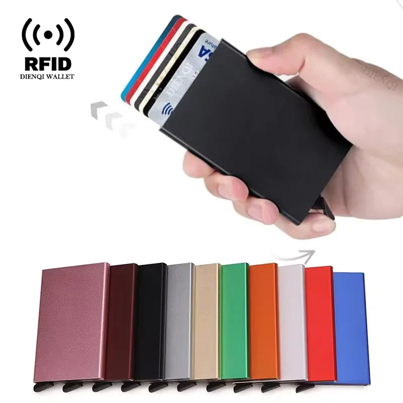 Slanke RFID-pasjeshouder met pop-up